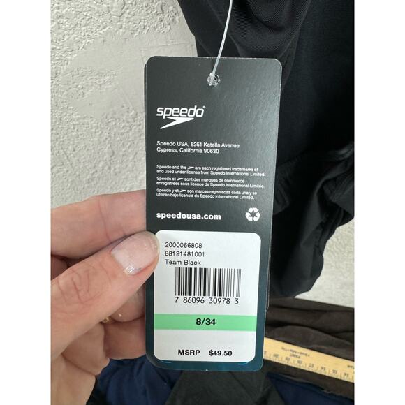 NWT Red One Piece Cross Back Speedo Swimsuit Pro LT Size 8 Team Black - Picture 4 of 4